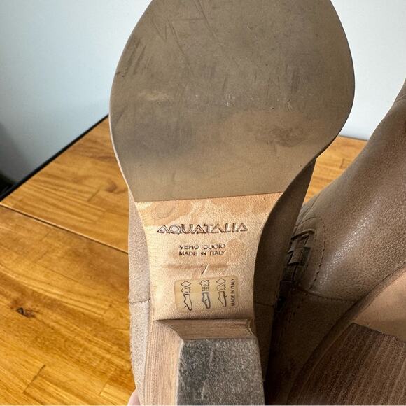 Aquatalia Frankie Basket Weave Taupe Brown Leather Heleed Ankle Boots Size 7 - Picture 6 of 7